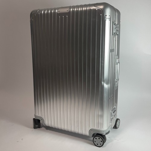 Large rimowa suitcase - large,